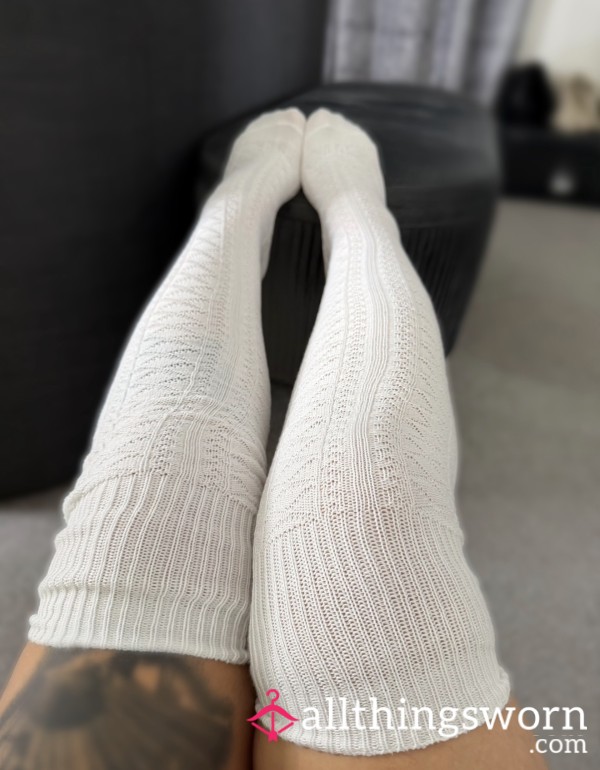 Cosy White Stocking Knit Socks 🤍