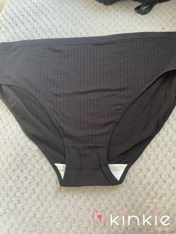 Cotton Full Back Panties In Black