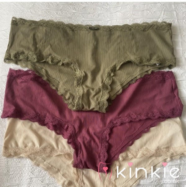 Cotton Panties With Lace Trim