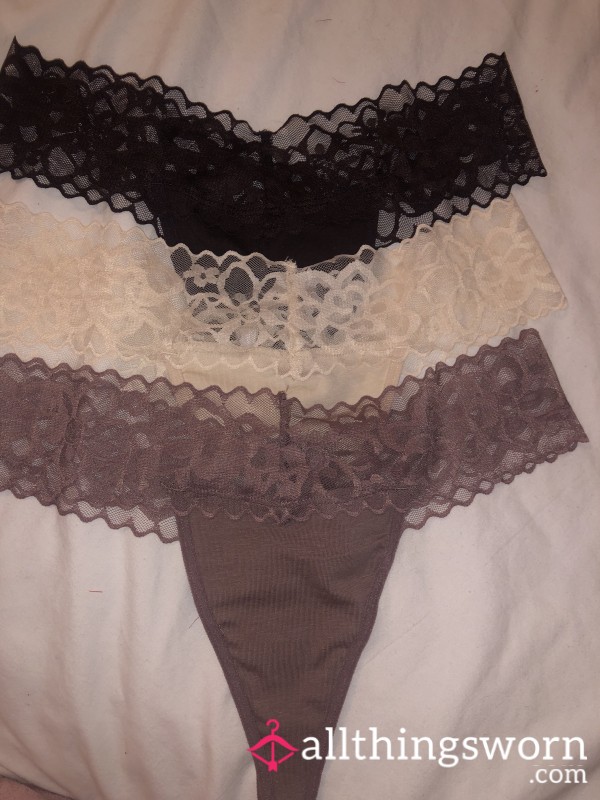 Cotton Thongs With Lace Waistband