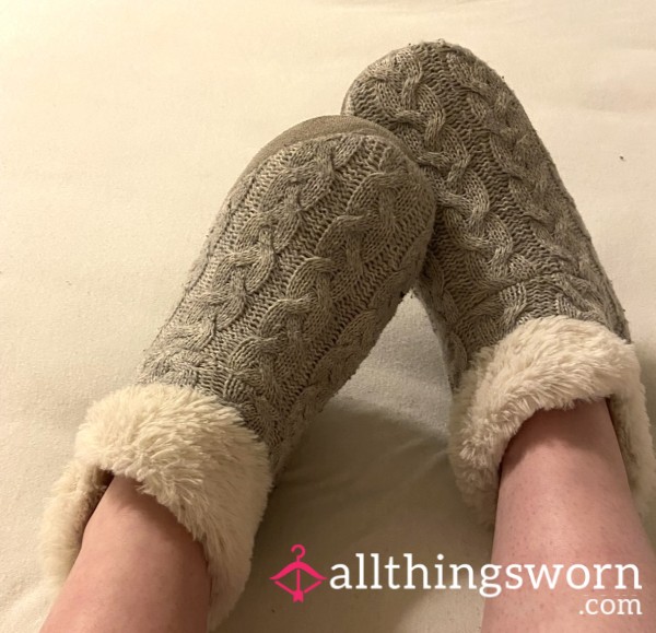 Cozy Slippers - NOW ON DISCOUNT