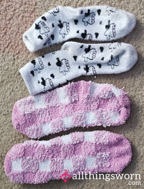 Cozy Sock Duo – Sheep Print & Pink Checkered, Worn & Soft