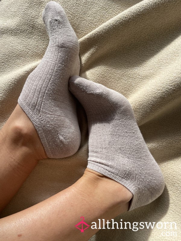 Cream Ankle Socks - Gently Worn & Super Soft - Discreet Shipping