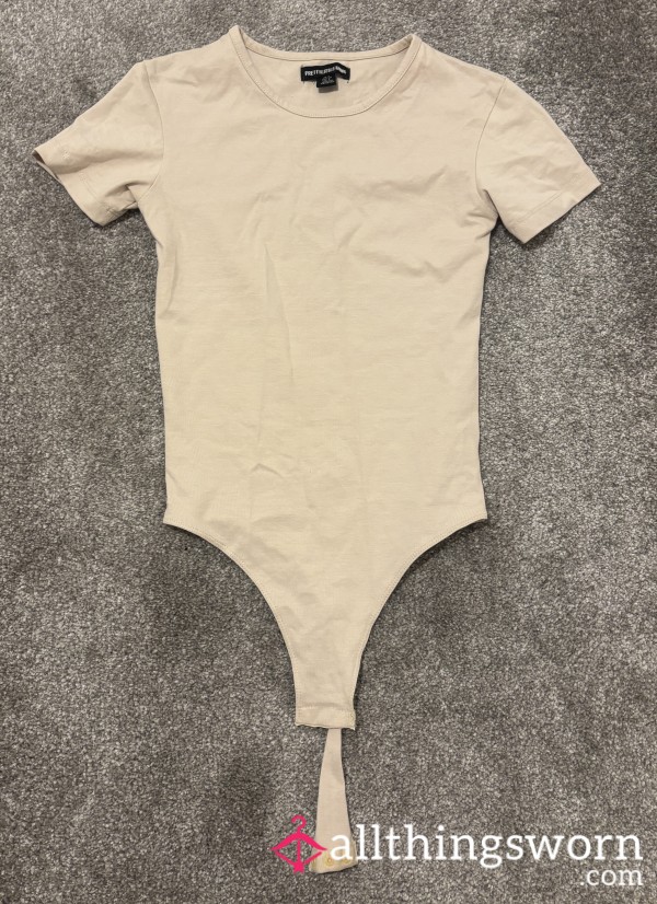 Cream Bodysuit - Size 6 🥰
