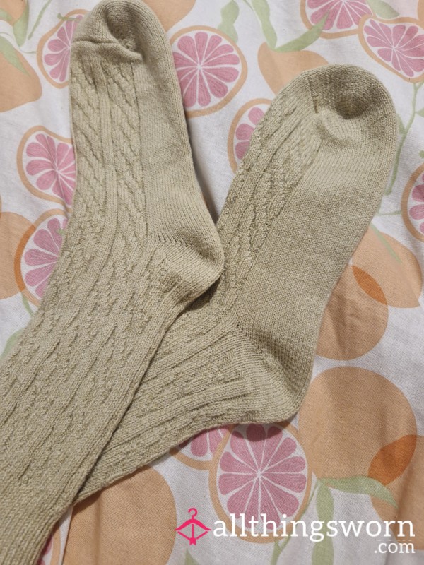 Cream Cable Knit Bedtime Socks