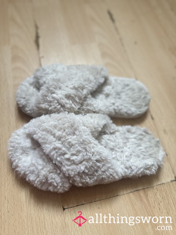 Cream Fluffy Slippers