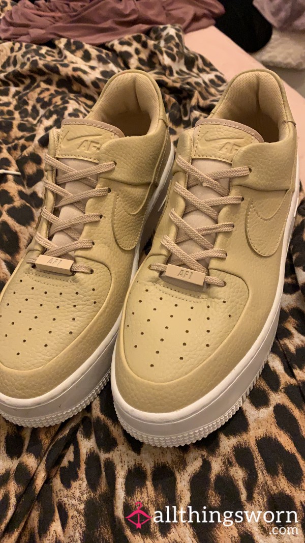 Cream Low Top Air Force