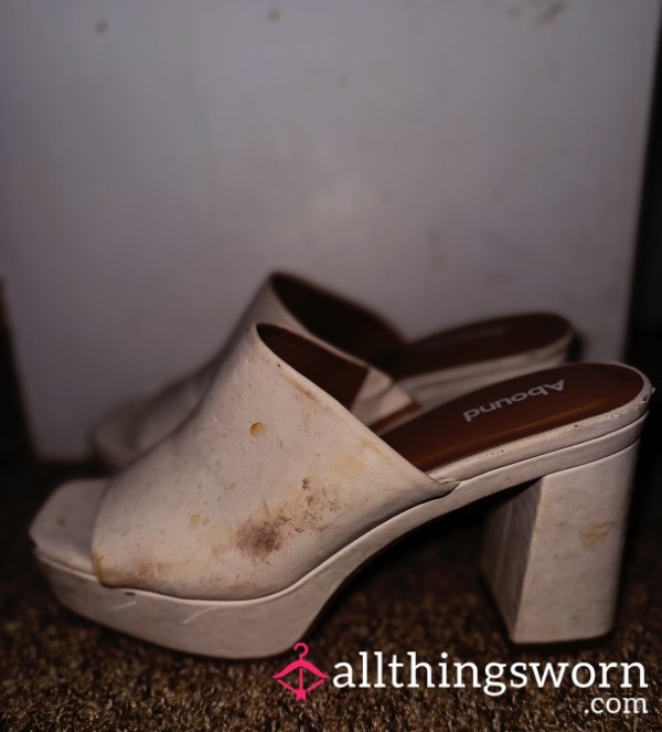 Cream Platform Mules 🤍