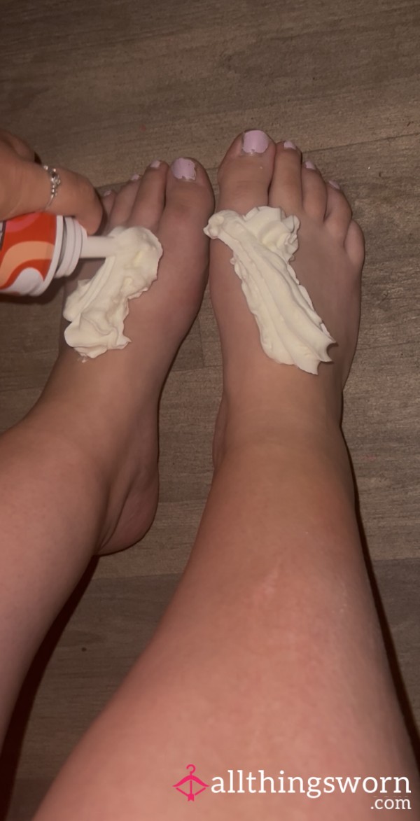 Cream Play 🦶🏻 👟