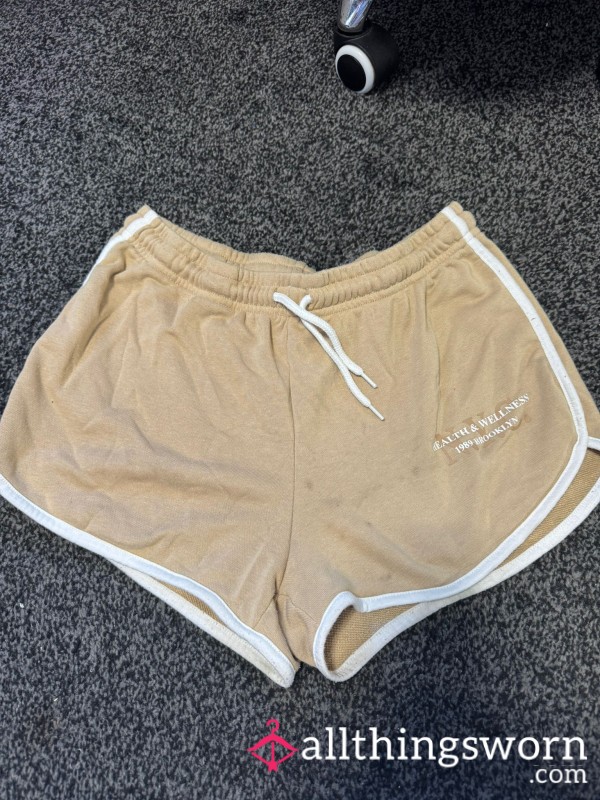 Cream Shorts Wellworn