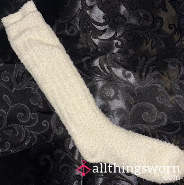 Cream Slouch Socks