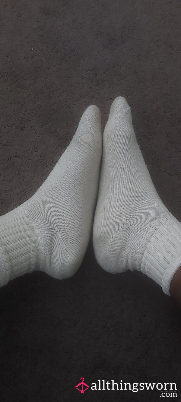 🧦 Cream Sock Cuteness