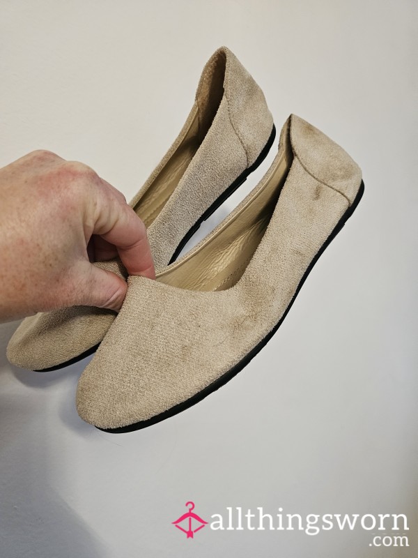 Cream Swede Ballet Flats Smothered In My Intoxicating Sweaty Feet Scent 👣 Ready To Be Worshipped 🫦