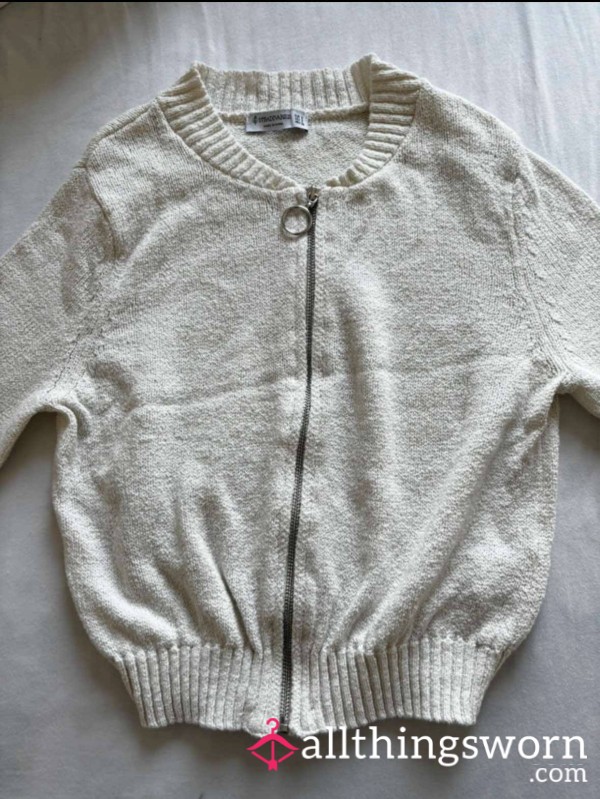 Cream Textured Zip-Up Cardigan – Medium Fit