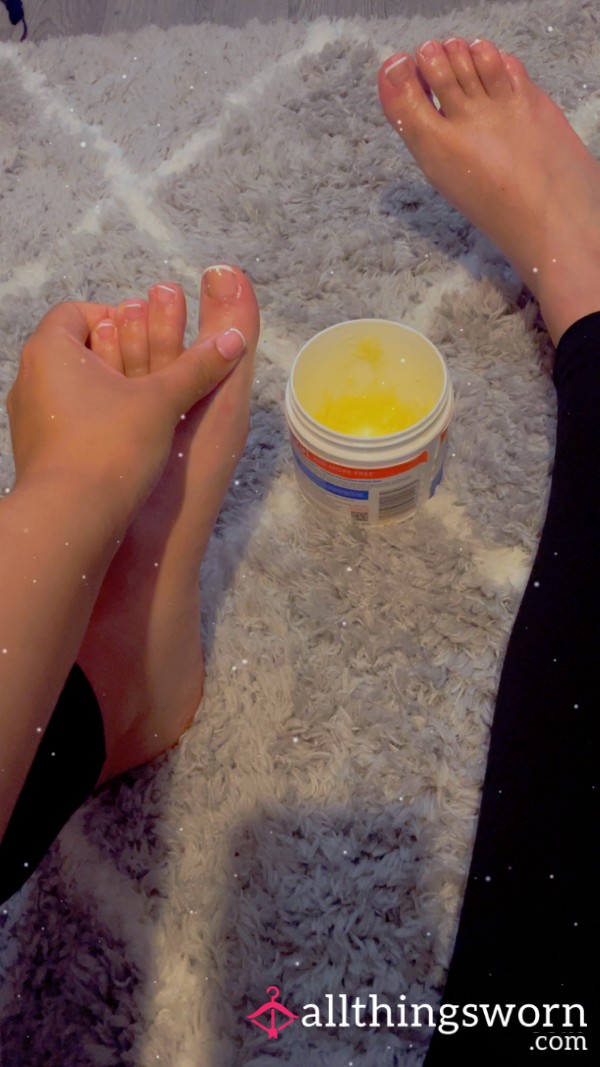Creaming Feet With Coco Bu*ter