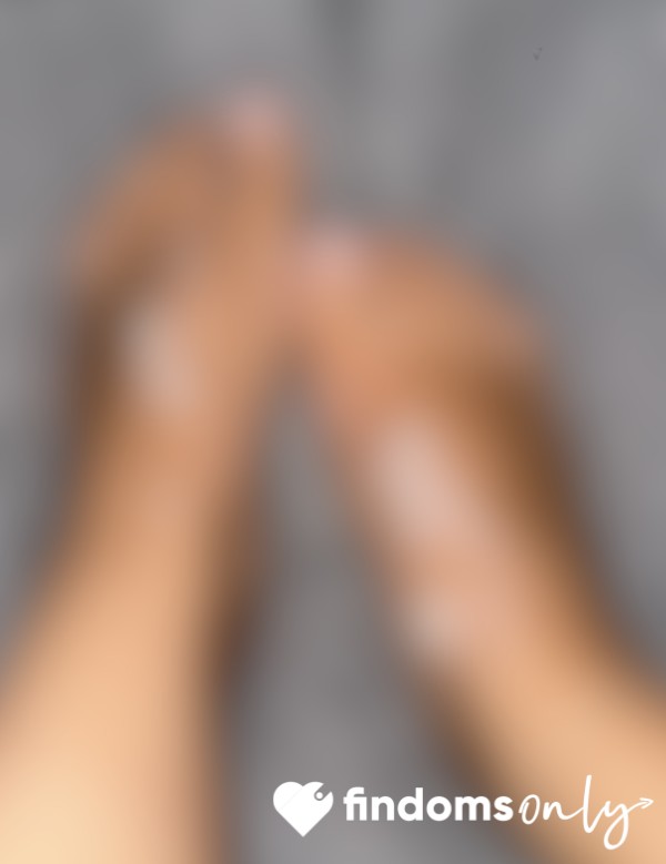 Creamy Feet Pics - Worship Your Princess’ Toes👅🦶