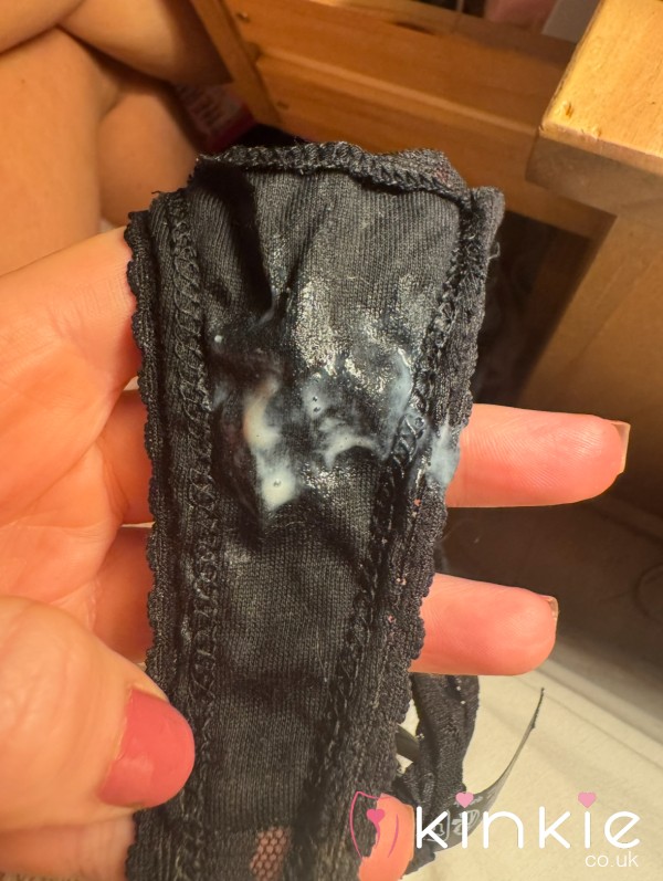 😋 Creamy Panties