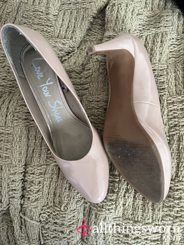 Creamy Patent Size 8 Heels