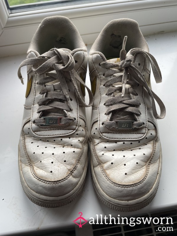 Creased & Dirty White Airforce 1’s