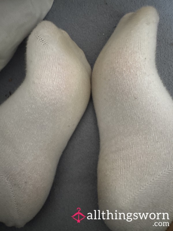 Crisp White Trainer Socks