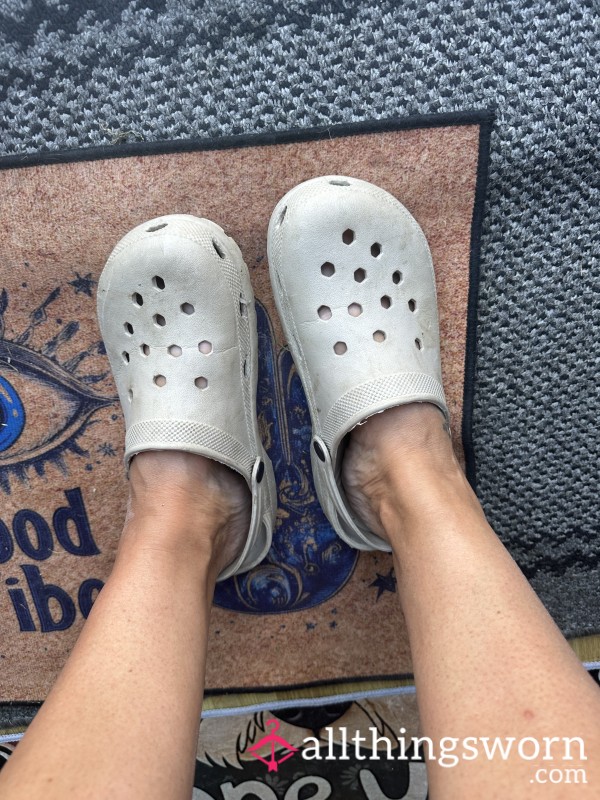 Croc Looking Shoes