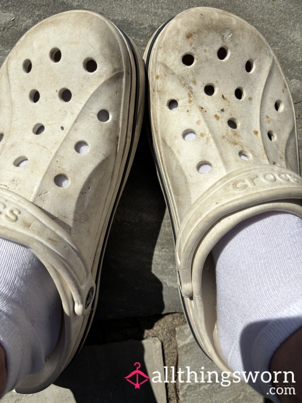 Crocs Old Smashed And Well Used 🐊