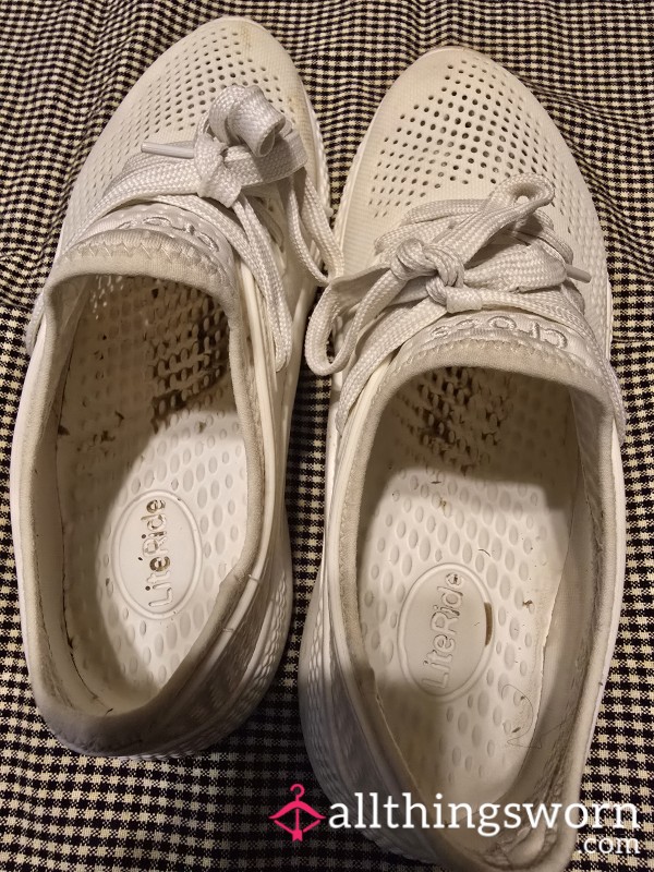 Crocs Sneakers