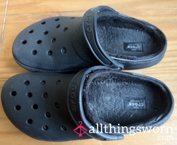 Crocs Very Smelly