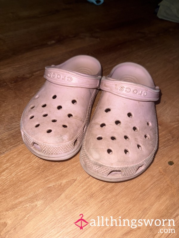 Crocs-Worn 3 Years-Musty-Dirty