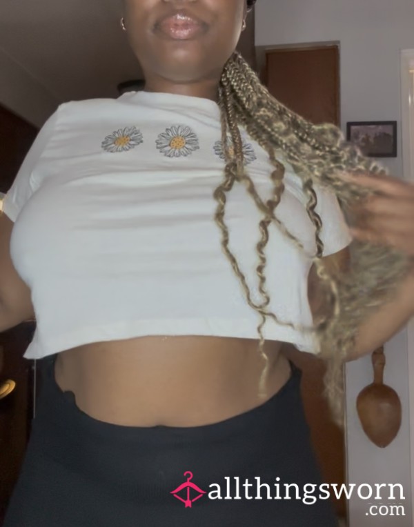 Crop Top With No Bra :)