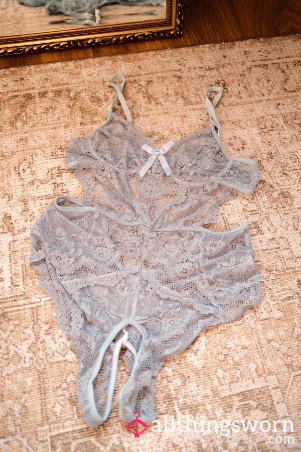 Crotchless Lingerie, 48hr Wear 💙