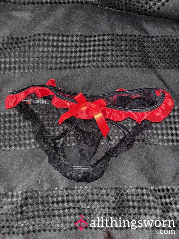 Crotchless Panties🫢😈