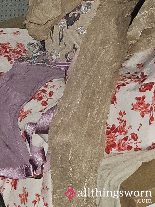 Crusty Smelly Tights