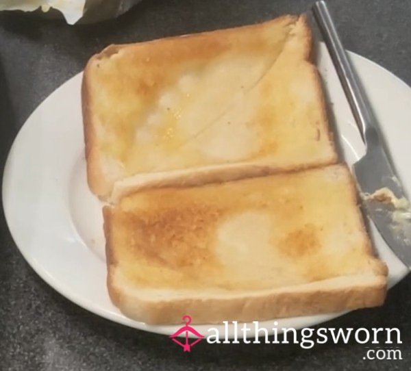 C*m And Make Some Toest With Me 🍞👣