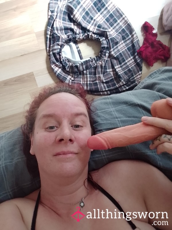 C*m Control My Toy And Let's Have Fun 🥵 Multiple Options, This Is  Based On 15min Sessions , Can Be Extended Longer If You Wish 🥵🥵🥵