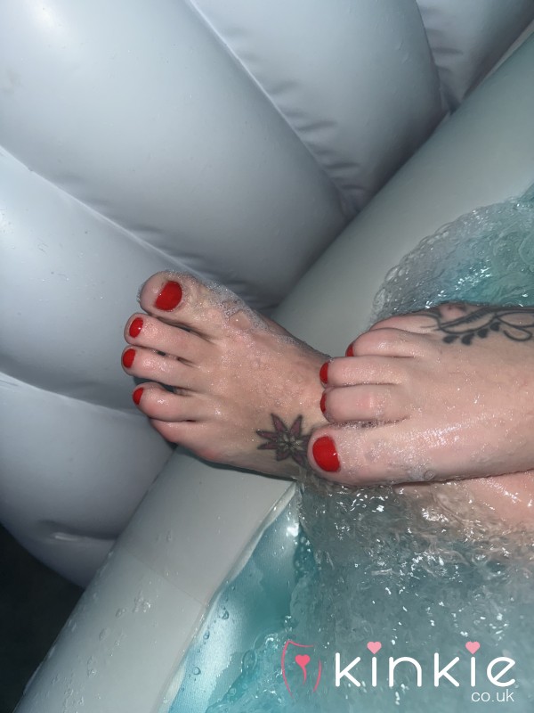 C*m Covered Nylons