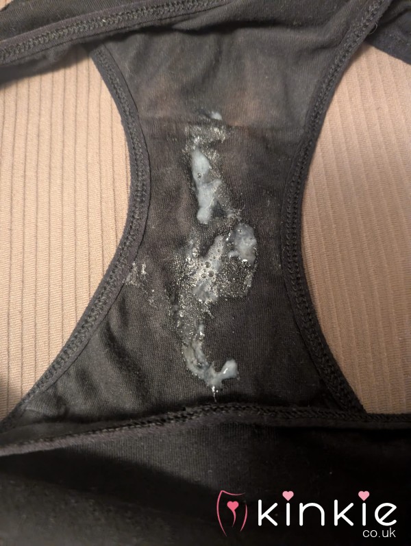 C*m Filled Panties 💦😏