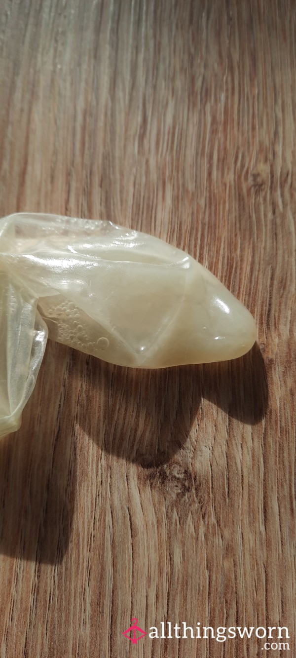 C*m In Condom From ALPHA After Bl** Job Or S**