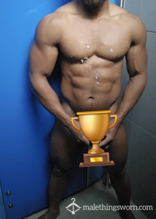C*m On Chest And Abs