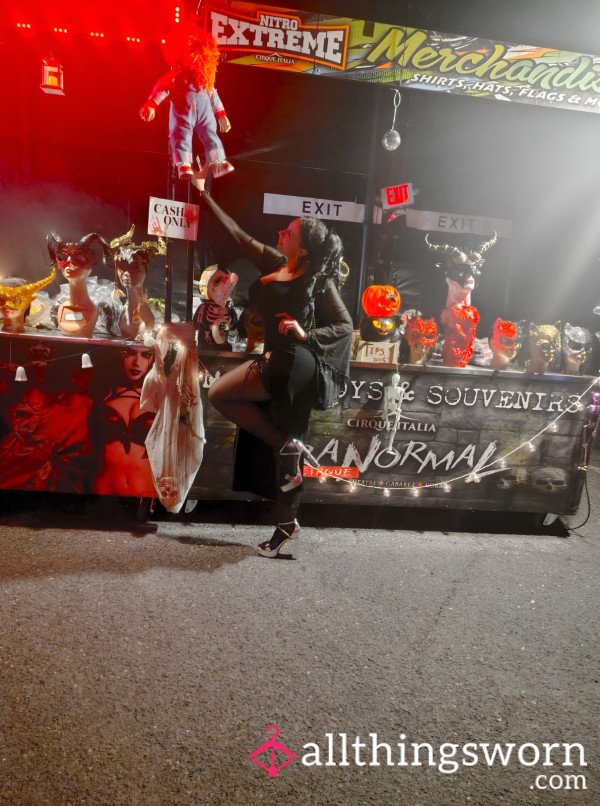 C*m On Me, I Mean Come On A Date To Paranormal Cirque With Me ;)