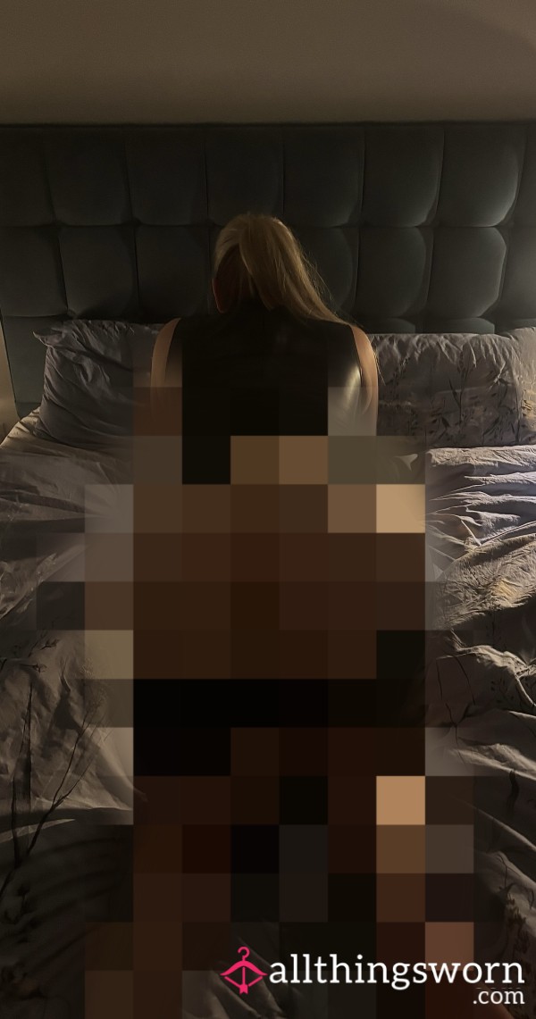 C*m See Me Dressed In Latex In Doggy😈💦