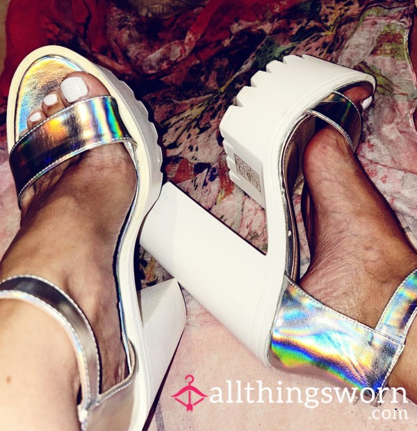 C*m Sl*t Heels