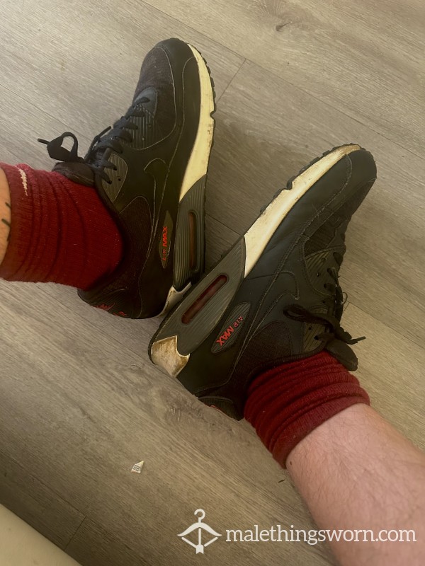 🚨 DISCOUNTED 🚨 - 👟 CURRENT DAILY WEAR Nike Air Max 95 👟(SMELLIEST BY FAR!)