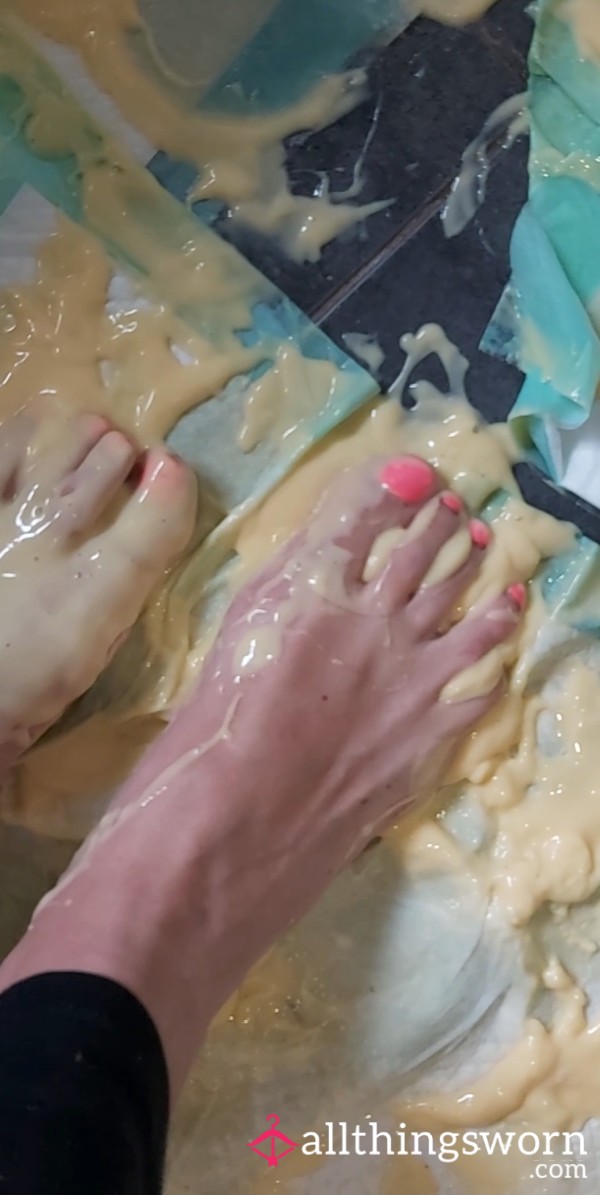 Custard Tapping Toes