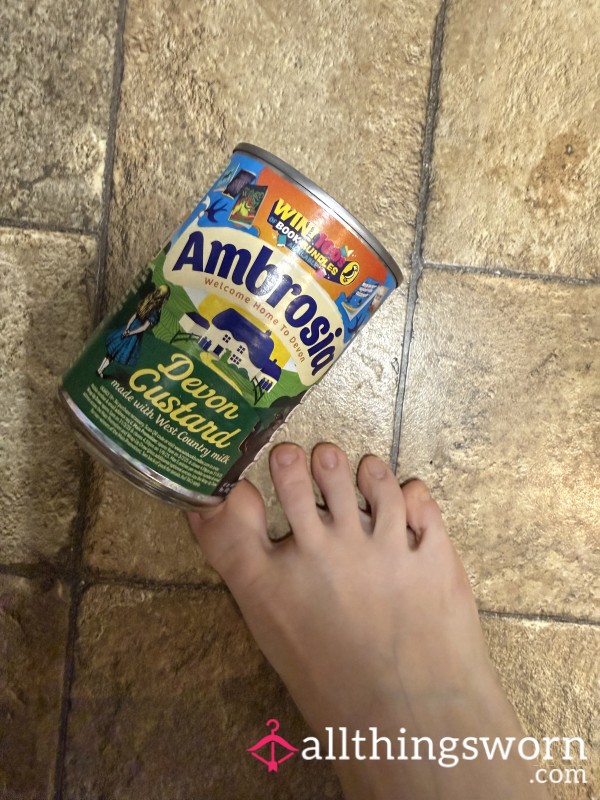 Custard Toes