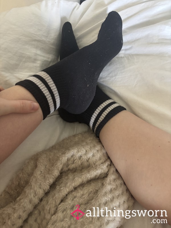 Socks: 24hr Wear + Muddy Outdoor Dog Walk 🐾 (Custom)