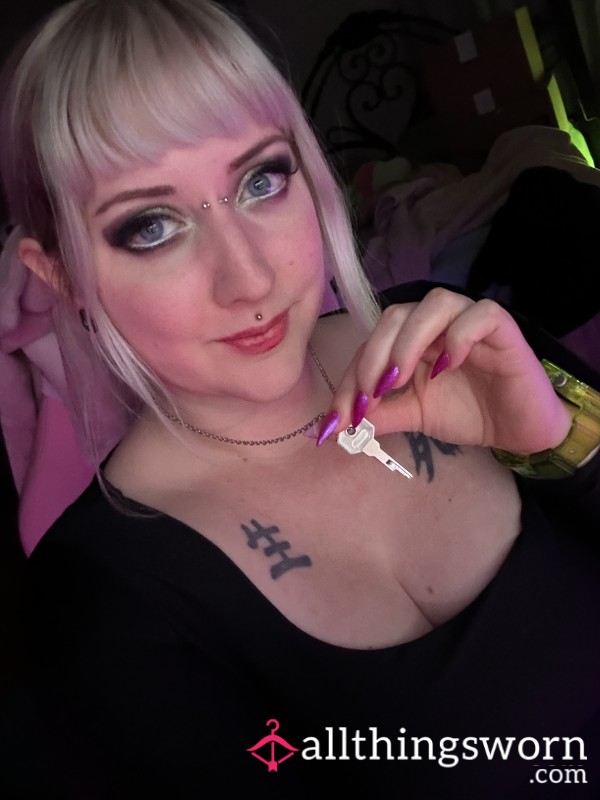 Custom Chastity Video - 5 Minutes