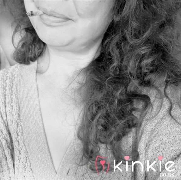 Make Yourself Useful ~ Wallet 🤑 💲 💸