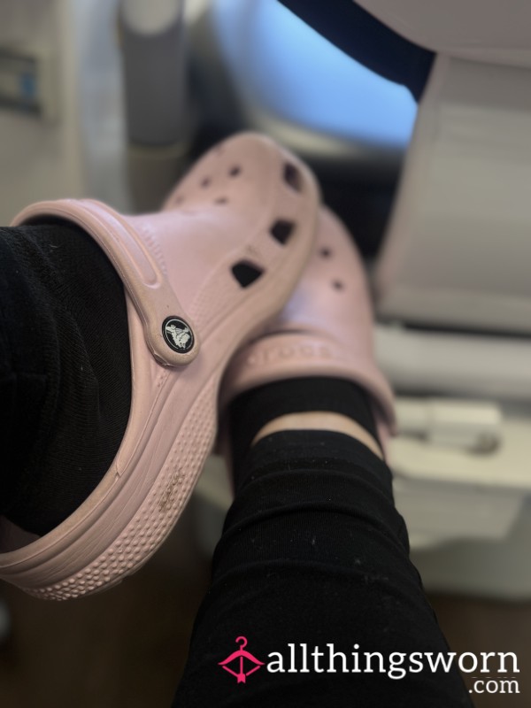 Custom Croc Photo Sets At Work