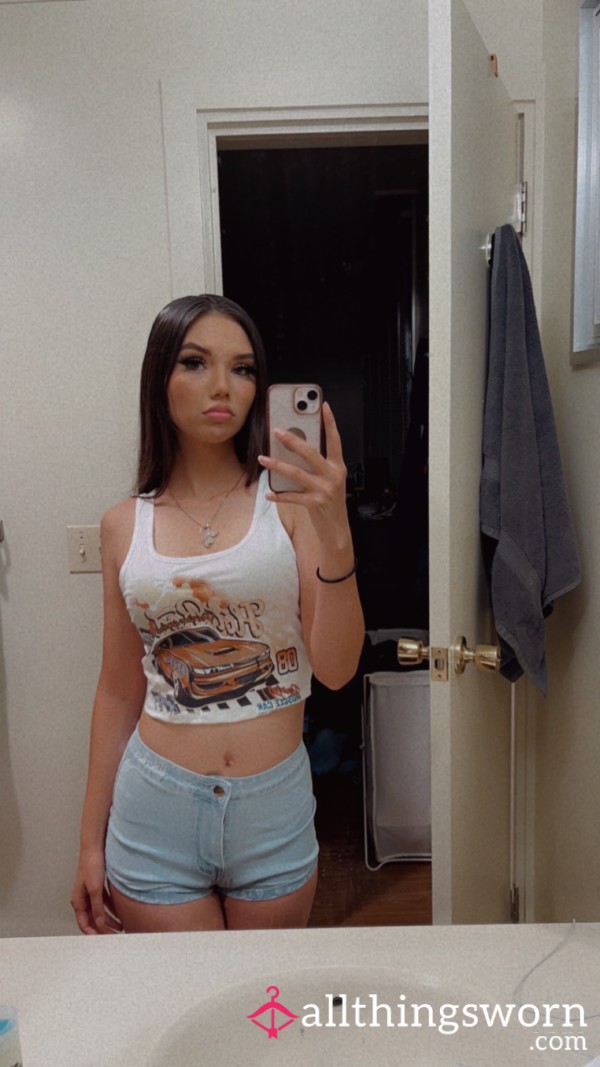 Custom “Fake GF” Photo Sets